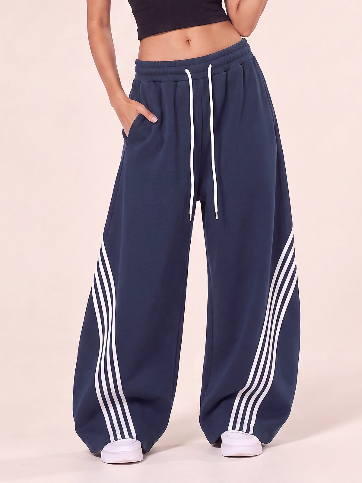 Women’s Barrel Wide Leg Striped Sweatpants